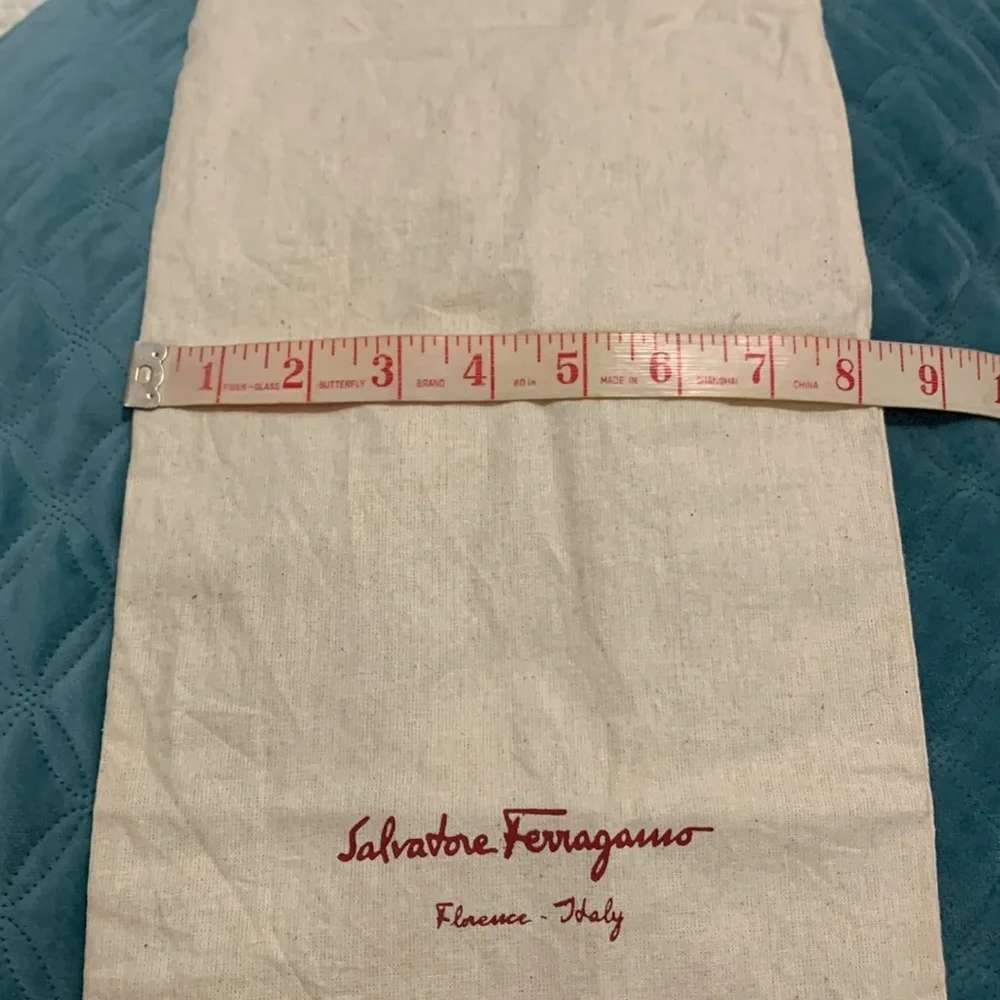 Salvatore Ferragamo Florence Italy Dust Bag. Soft Beige Made in Italy. PreOwned